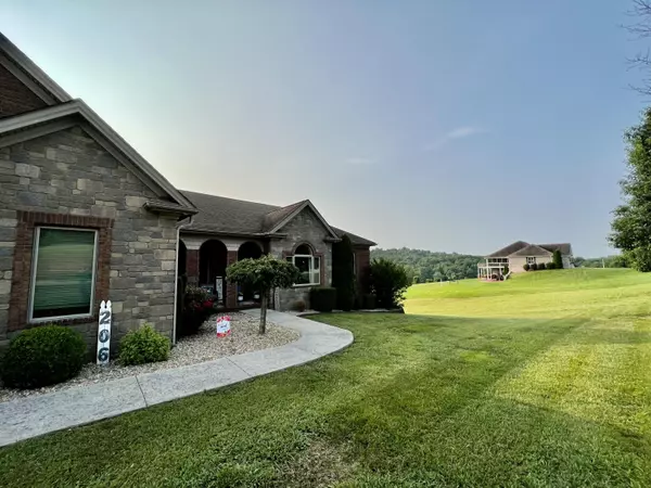 Somerset, KY 42503,206 Walnut Ridge Drive