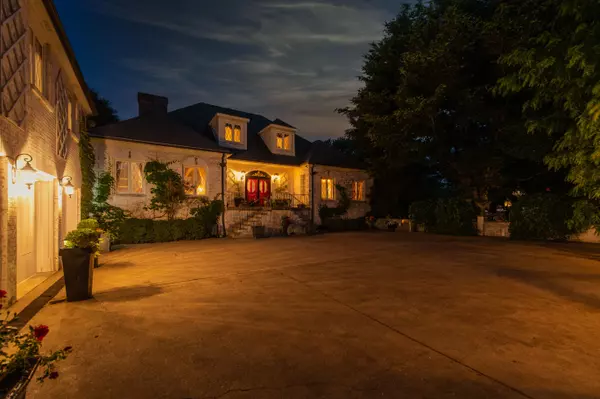 Nicholasville, KY 40356,245 Almahurst Lane