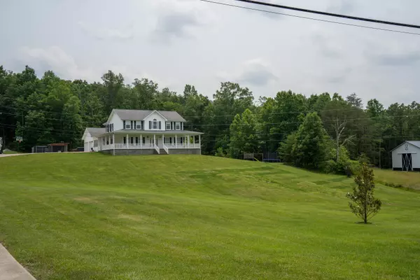 208 Owsley Fork Road, Berea, KY 40403