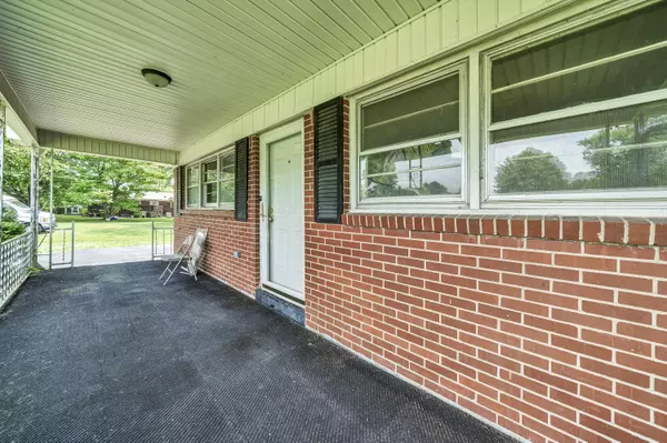 Stanton, KY 40380,43 HALE Street