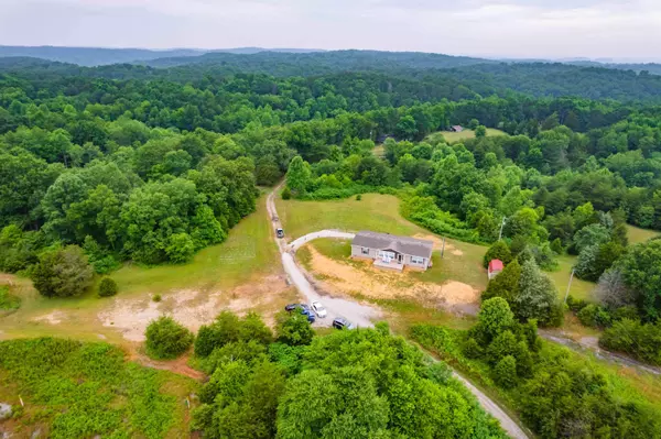 Irvine, KY 40336,2597 Spout Springs Road