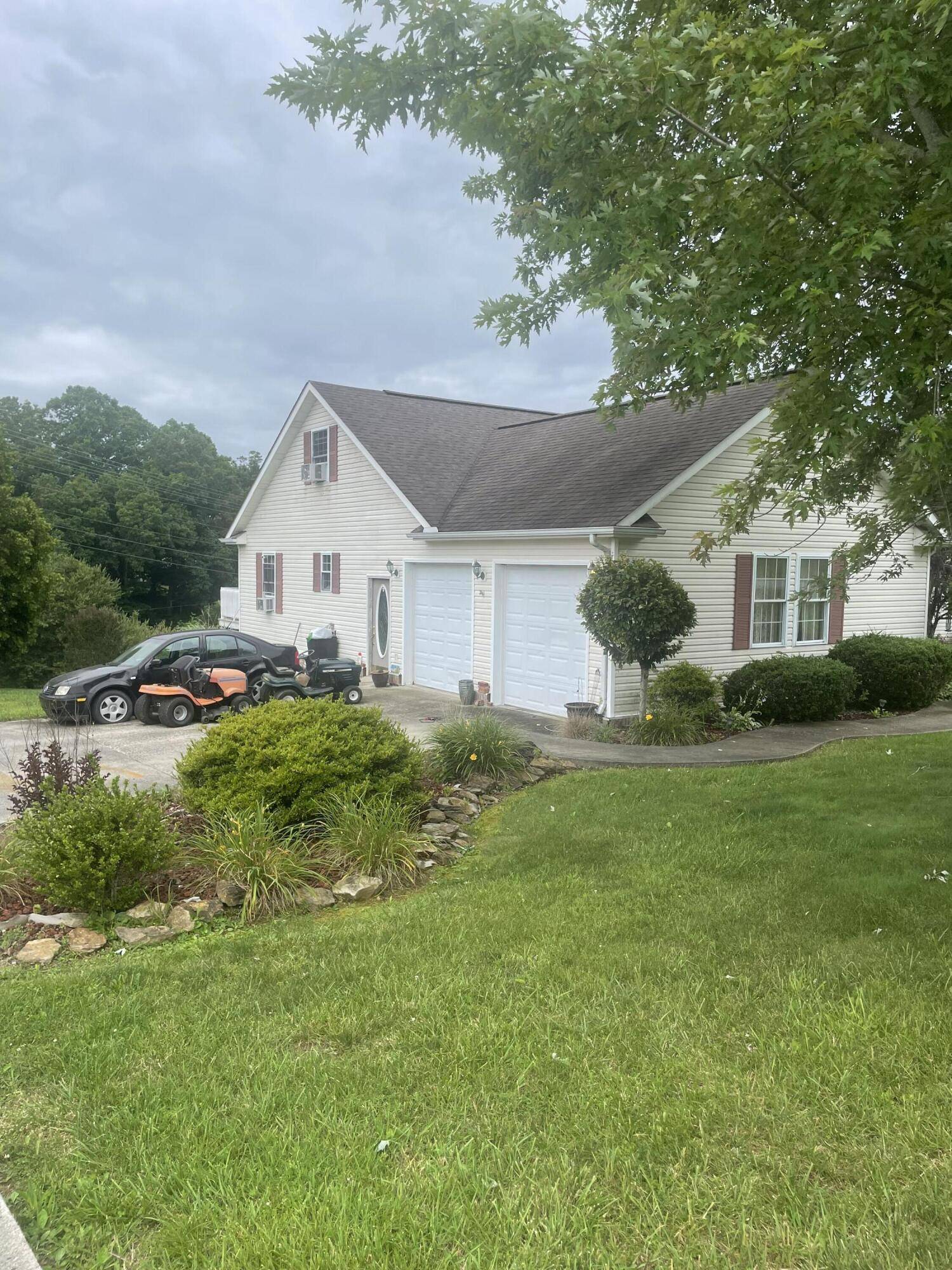 Corbin, KY 40701,90 Bramblewood Drive