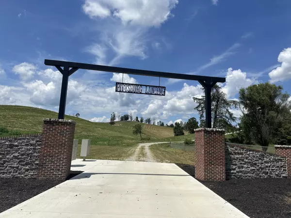 Tract 22 Hawk Landing Road, London, KY 40741