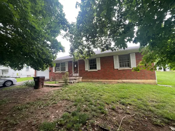 Lancaster, KY 40444,121 Debbie Avenue