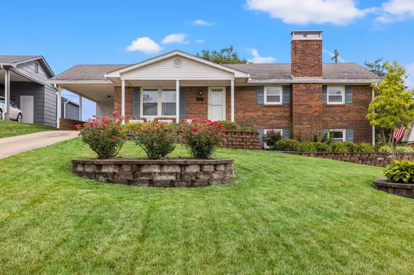 169 Woodmont Drive, Paris, KY 40361