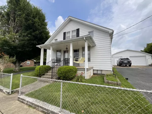 Mt Sterling, KY 40353,209 Strother Street