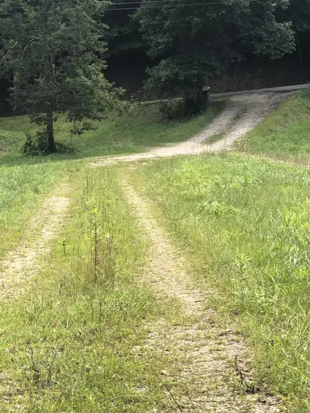 27 Champ Lane Lane, Frenchburg, KY 40322