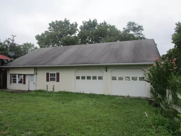 1793 Harrodsburg Road, Lawrenceburg, KY 40342