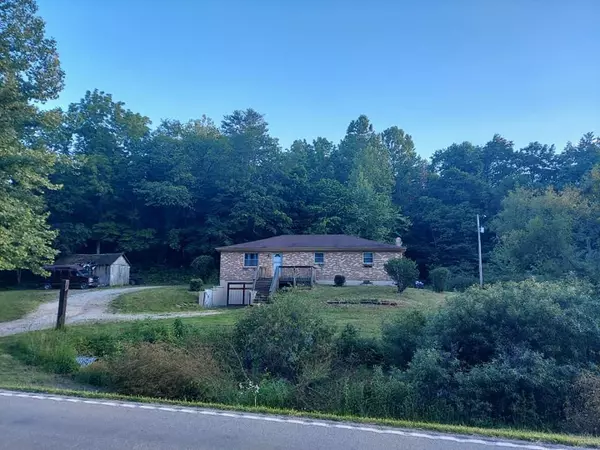 Irvine, KY 40336,7695 Winchester Road