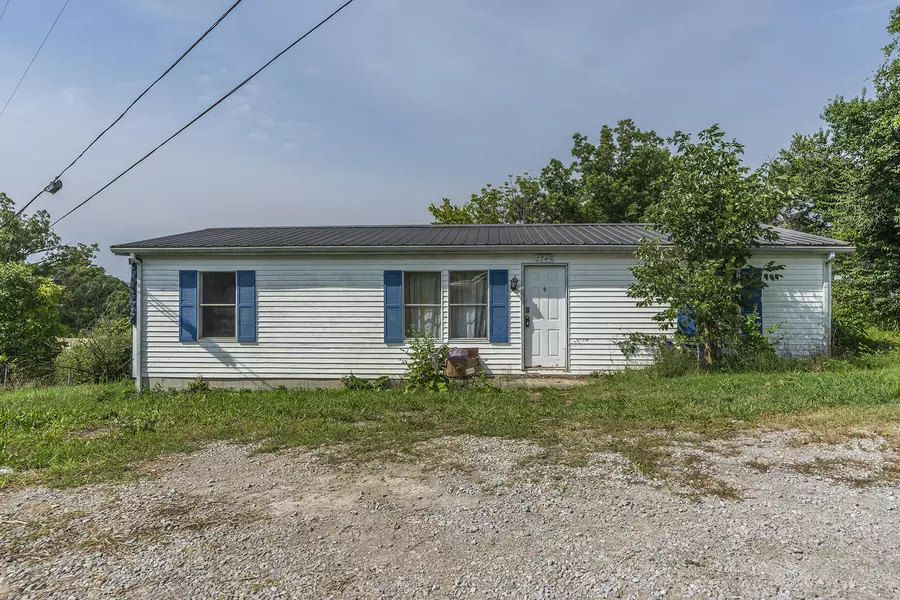 2745 Bald Knob Road, Frankfort, KY 40601