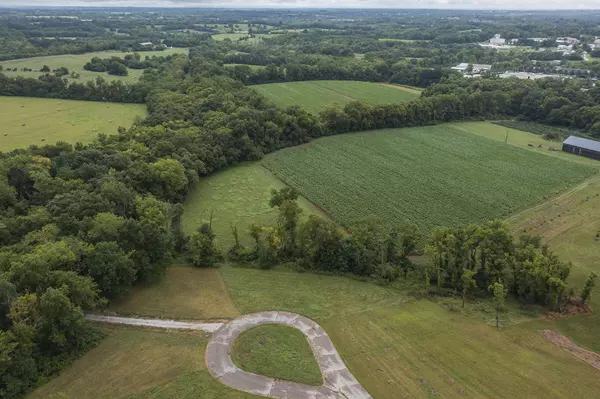 Lexington, KY 40509,5700 Canebrake Court