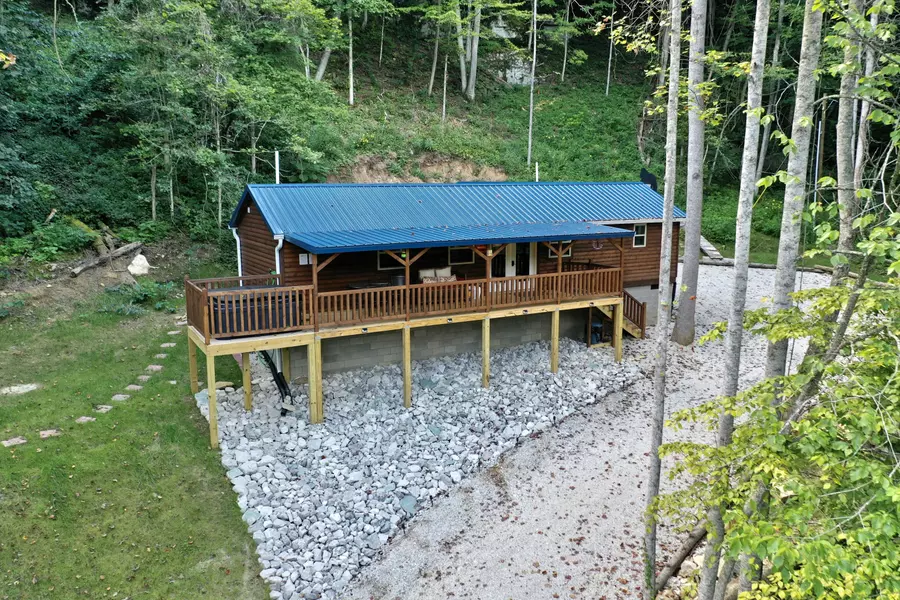 380 Bootleg Ridge Road, Stanton, KY 40380