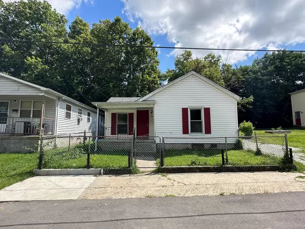 858 Lylesville Street, Paris, KY 40361