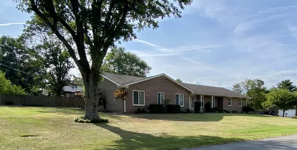 318 Clearbrook Drive, Danville, KY 40422