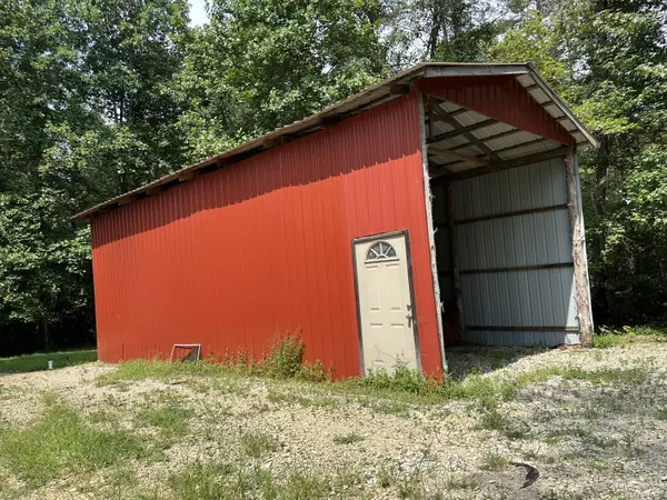Nancy, KY 42544,25 Pine Tree Circle