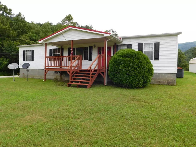 190 Tom Coal Road, Evarts, KY 40828