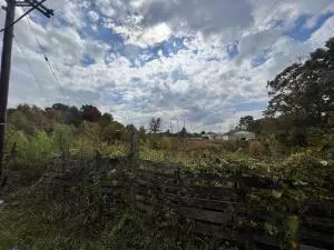 Corbin, KY 40701,6944 S US-25