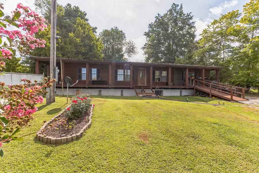 740 N Main Street, Stanton, KY 40380