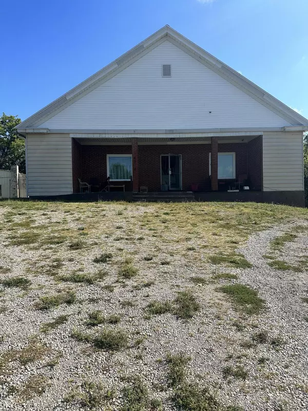 Harrodsburg, KY 40330,4314 Mackville Road