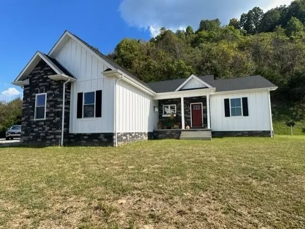 34 Ridgeview Drive, Pikeville, KY 41501