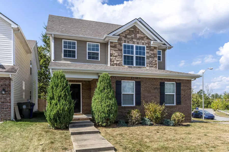 1905 Falling Leaves Lane, Lexington, KY 40509