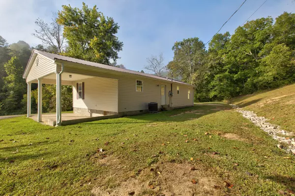 Booneville, KY 41314,867 Chadwell Road