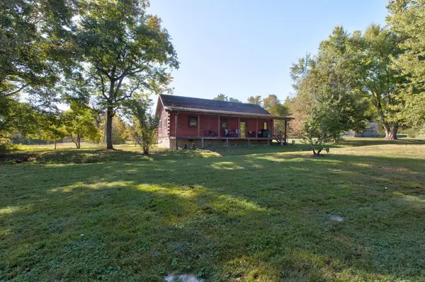 Jeffersonville, KY 40337,526 KY 599