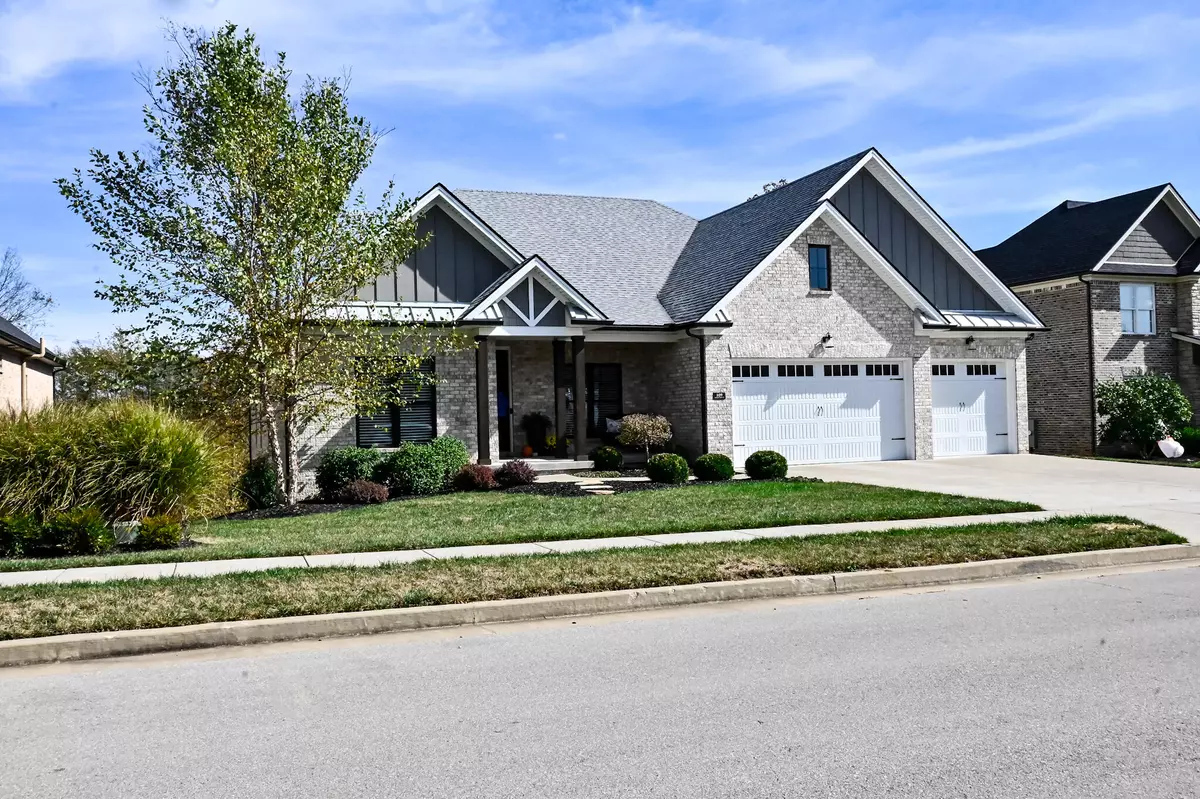 Nicholasville, KY 40356,109 Loose Leaf Court