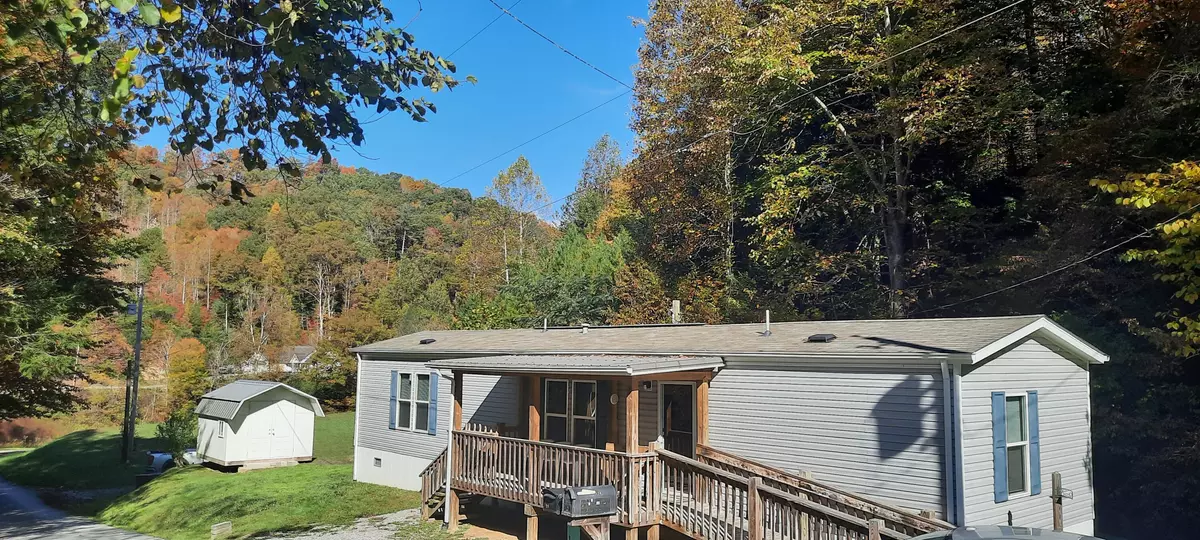 Stinnett, KY 40868,99 Upper Grassy Branch Road