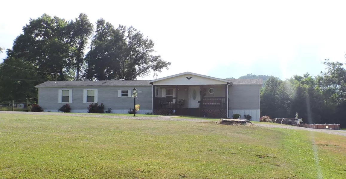 6845 Levee Rd, Jeffersonville, KY 40337