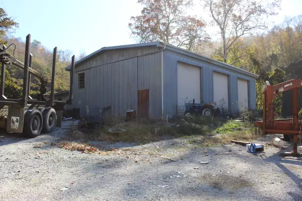 Middlesboro, KY 40965,3066 US-25