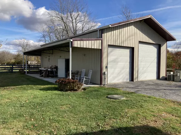 Winchester, KY 40391,1831 Kiddville Road