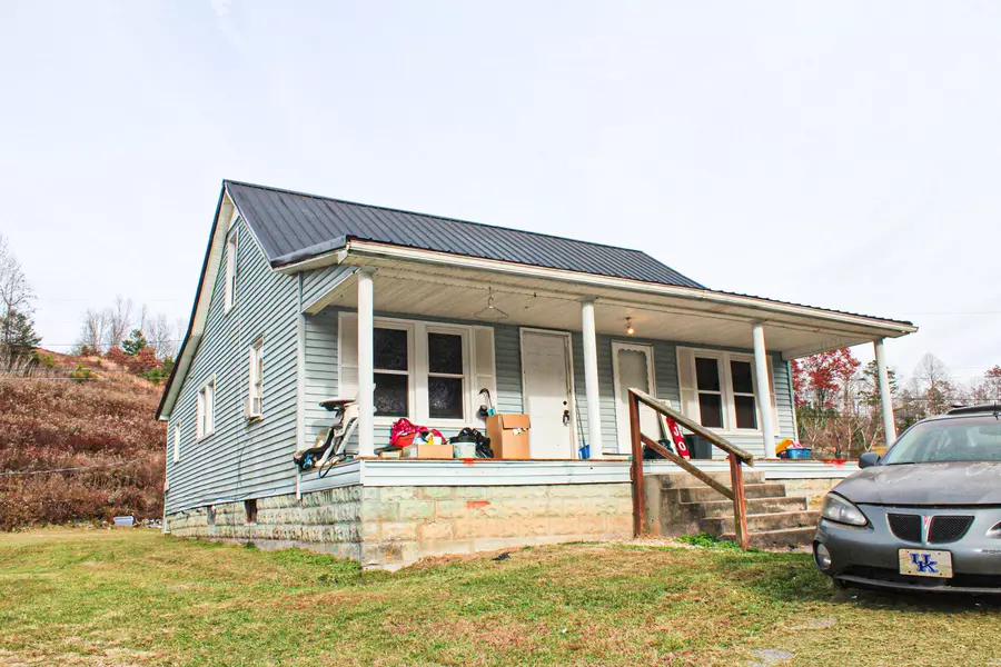 988 Huckleberry Fork Road, Manchester, KY 40962