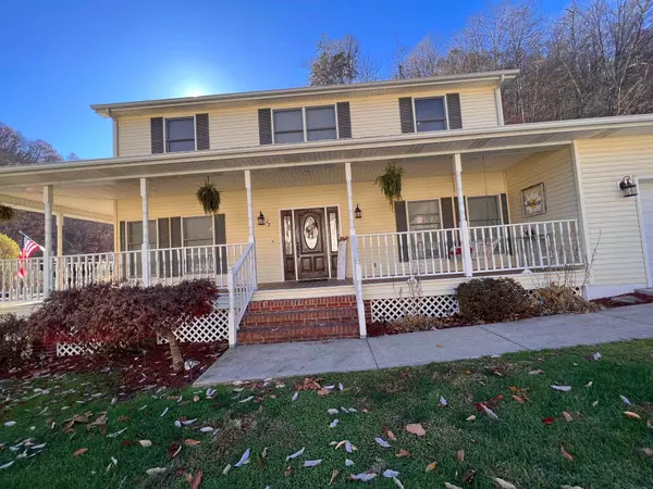 17 Cedar Trace, Prestonsburg, KY 41653