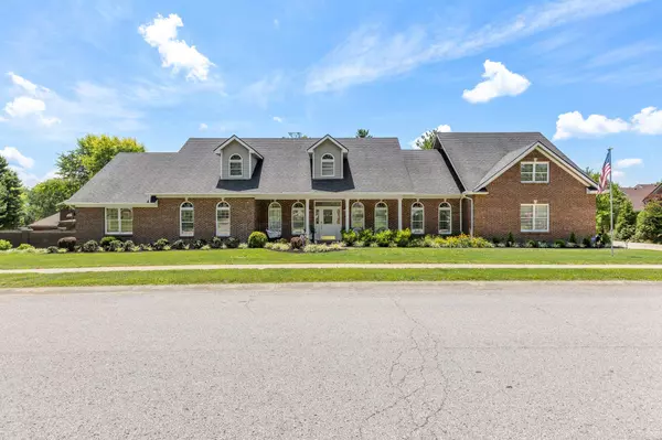 107 Whispering Woods Drive, Richmond, KY 40475