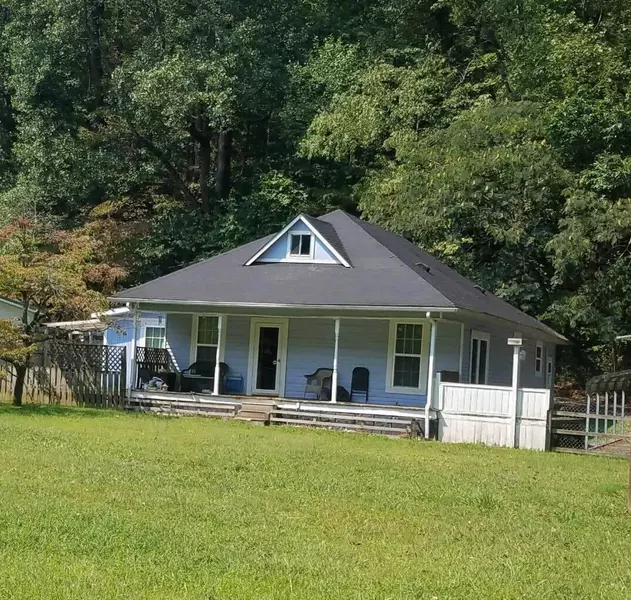 48 Brock Street, Cumberland, KY 40823