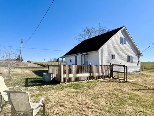 Nancy, KY 42544,575 Piney Woods Road