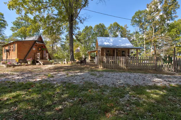 Beattyville, KY 41311,70 Smith Branch