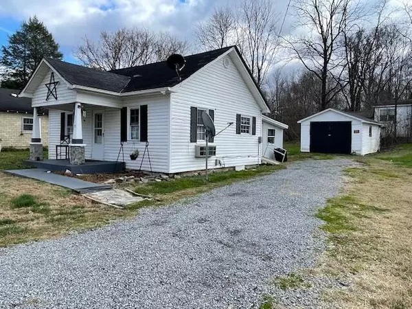 Jamestown, KY 42629,318 W Cumberland Ave Avenue