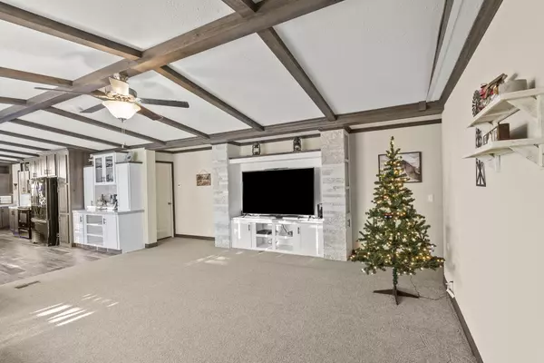 Irvine, KY 40336,2685 McKee Road