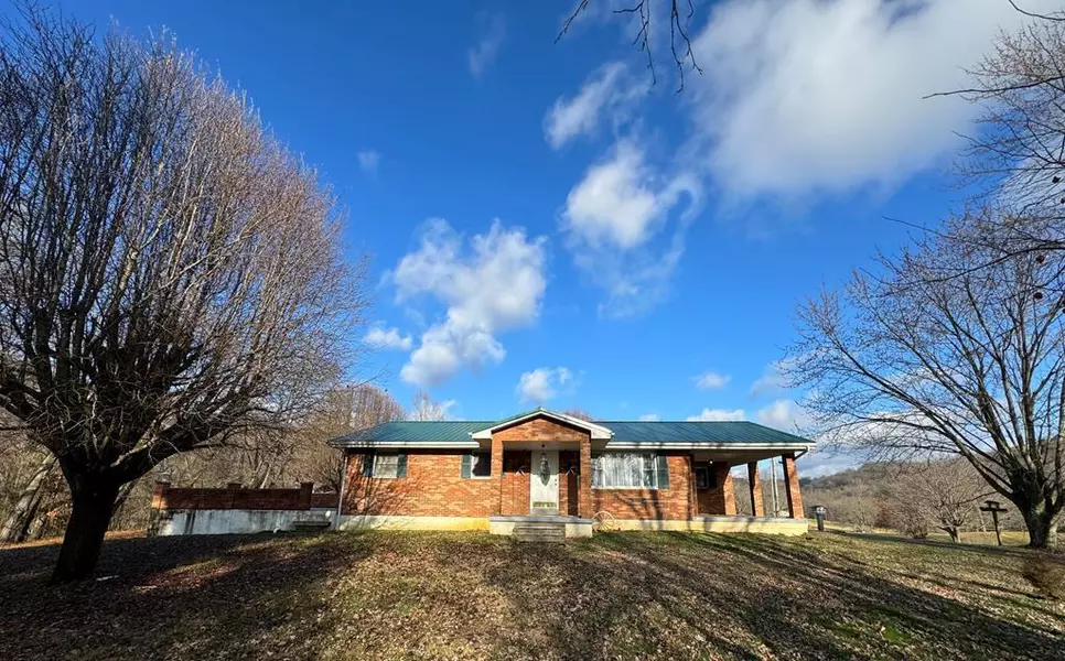 684 Pine Valley Road, Tollesboro, KY 41189
