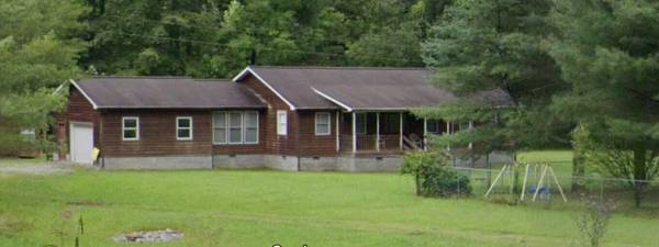 8597 West Highway 221, Stoney Fork, KY 40988