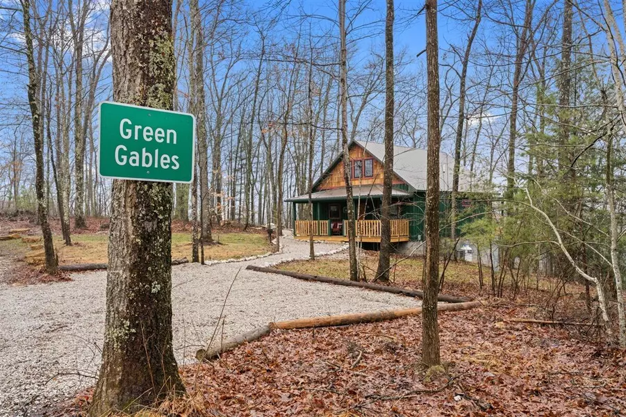 618 Forest View Drive, Frenchburg, KY 40322