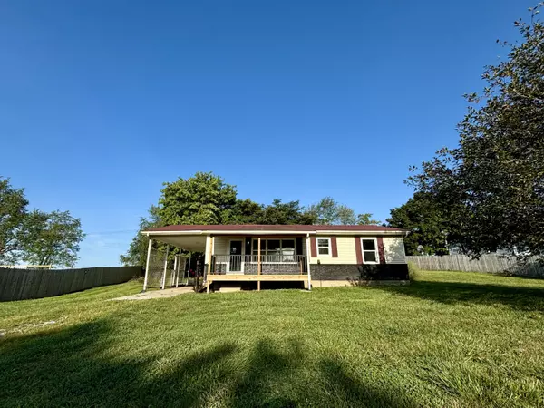 6860 Paris Road, Winchester, KY 40391