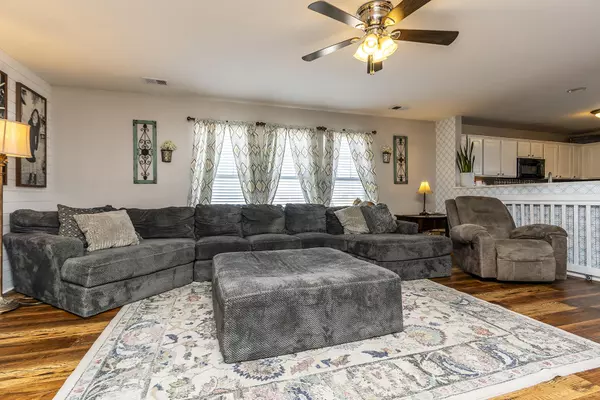 Lexington, KY 40511,1040 Applecross Drive