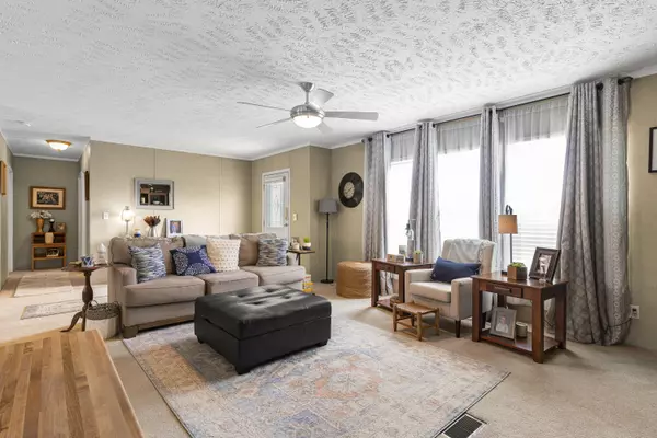 Jeffersonville, KY 40337,70 Church Road