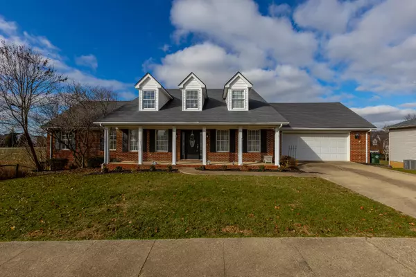 238 Hill, Versailles, KY 40383