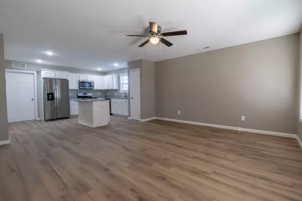 Russell Springs, KY 42642,547 Chelsie Lane