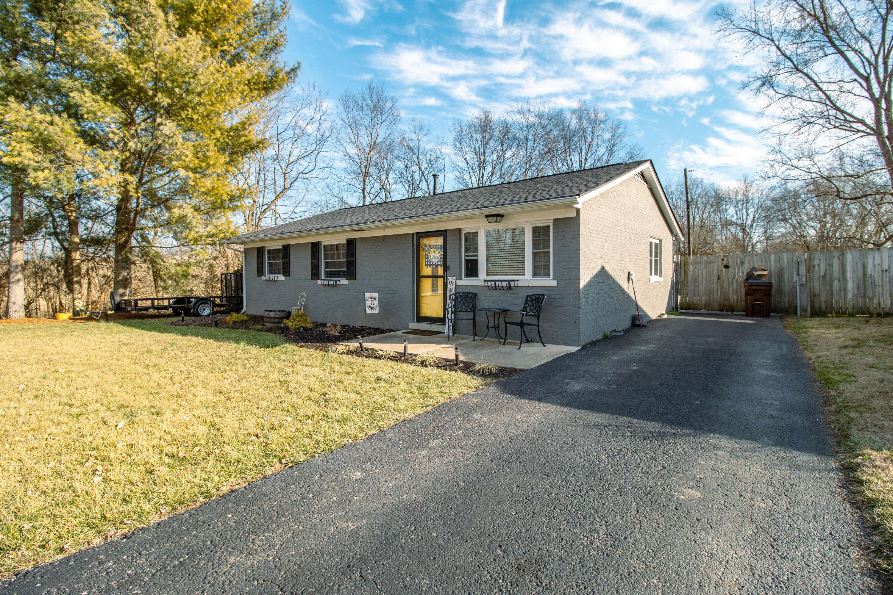 152 Tahoma Drive,  Paris,  KY 40361
