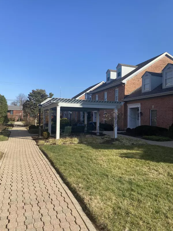 Danville, KY 40422,6B Charleston Greene